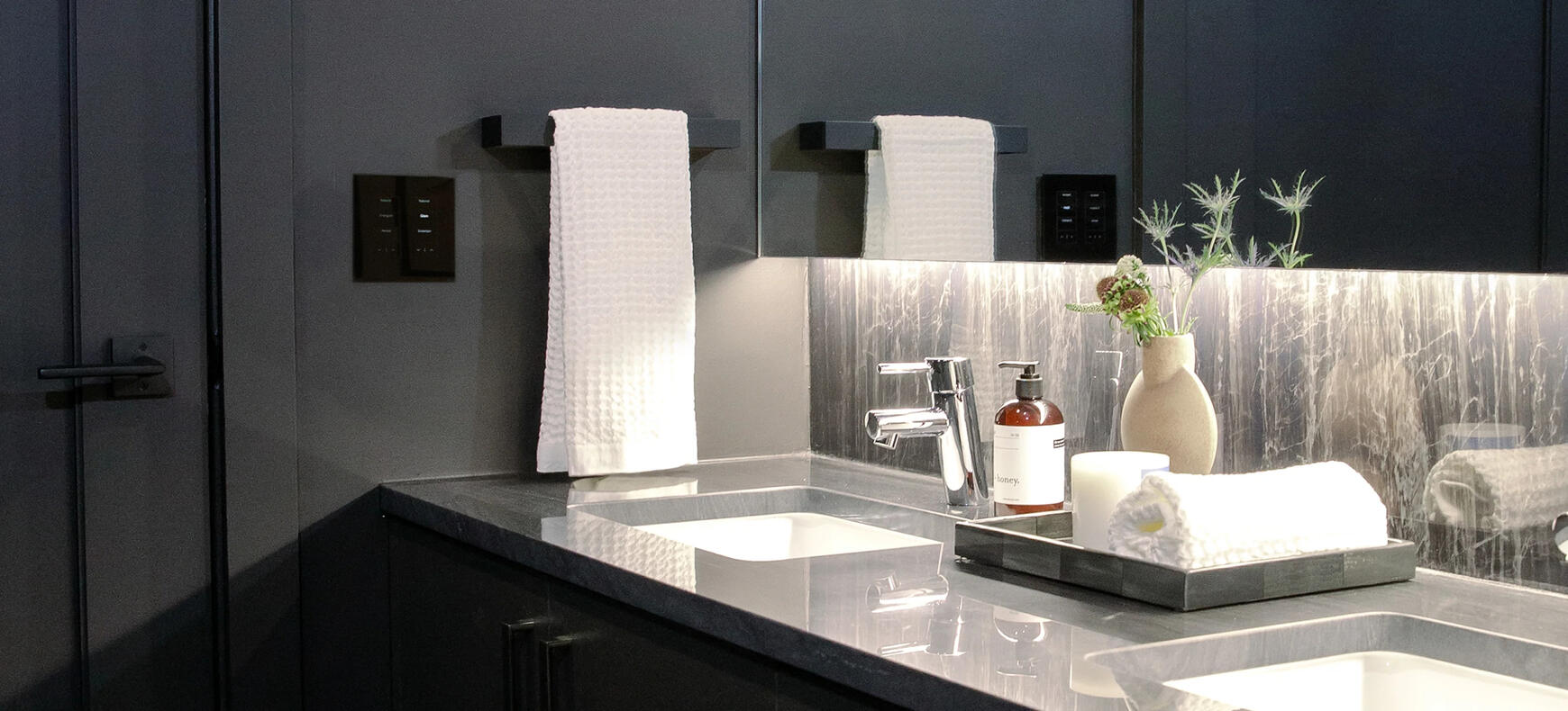 Lutron Grafik Eye QS 6 Zones