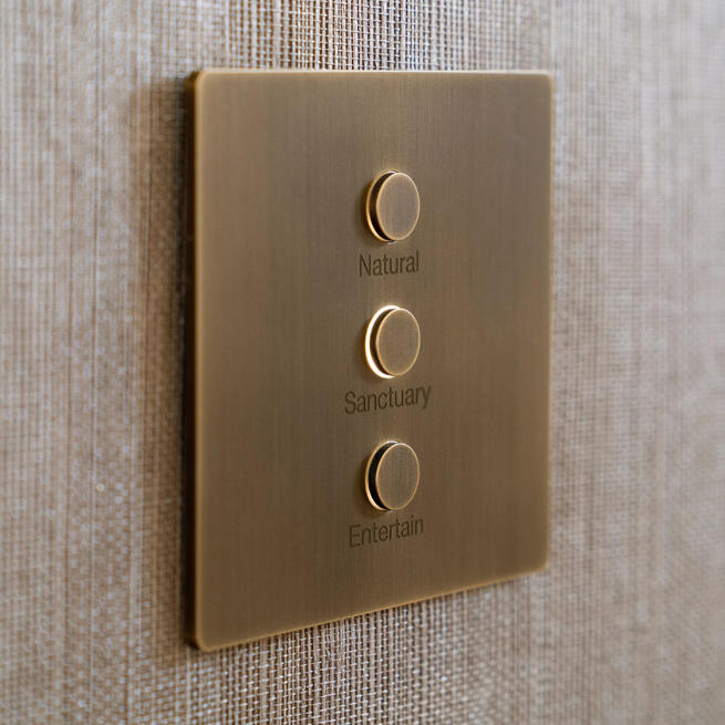 Lutron Grafik Eye QS 6 Zones